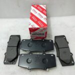 Front brake pad for Hilux 2010